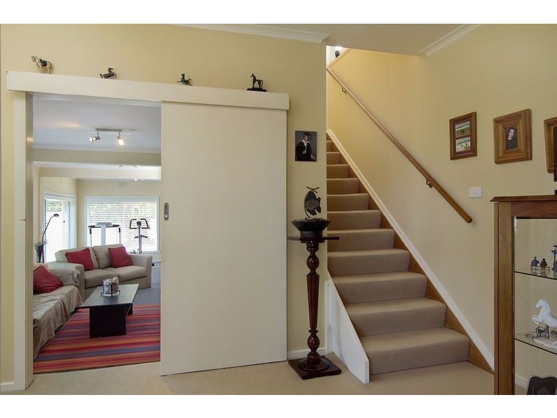 77 Wimborne Avenue, Mount Eliza VIC 3930