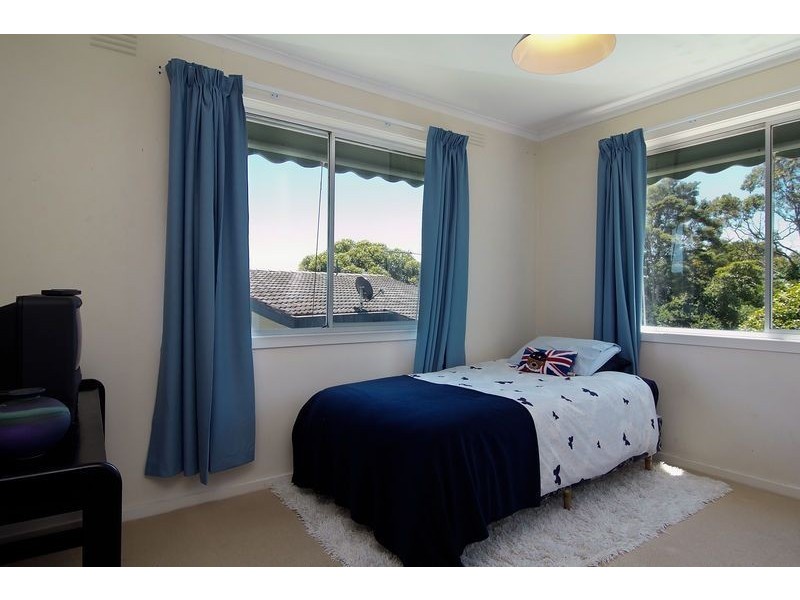 77 Wimborne Avenue, Mount Eliza VIC 3930