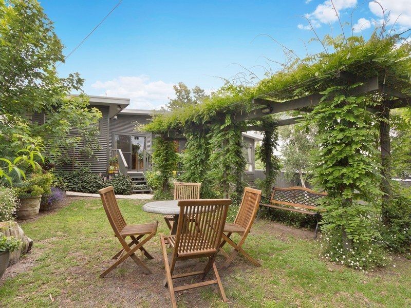 35 Fleetwood Crescent, Frankston South VIC 3199
