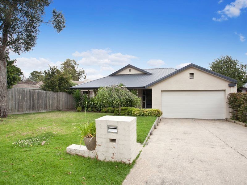 26 Autumn Crescent, Mount Eliza VIC 3930