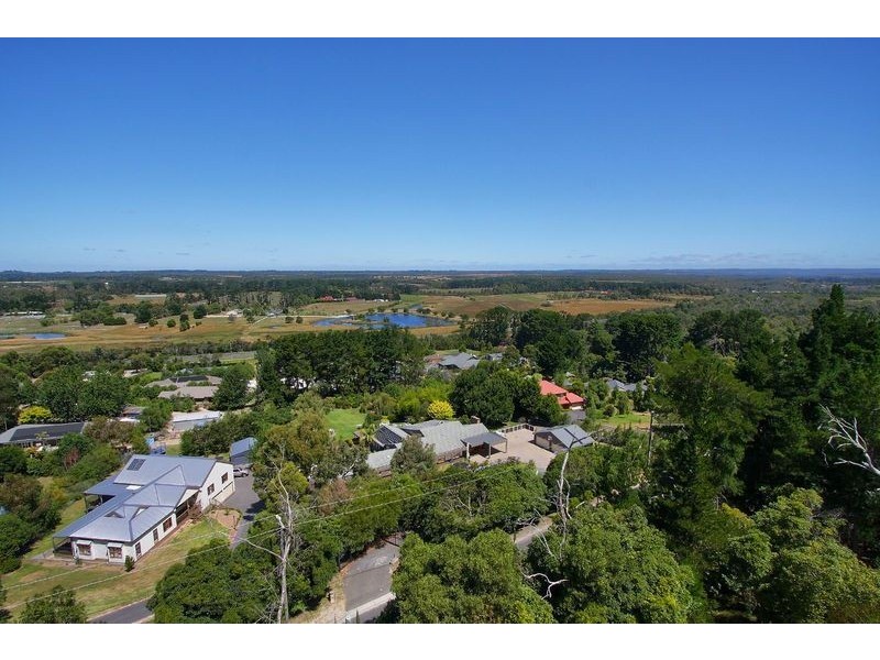 84 Two Bays Road, Mount Eliza VIC 3930