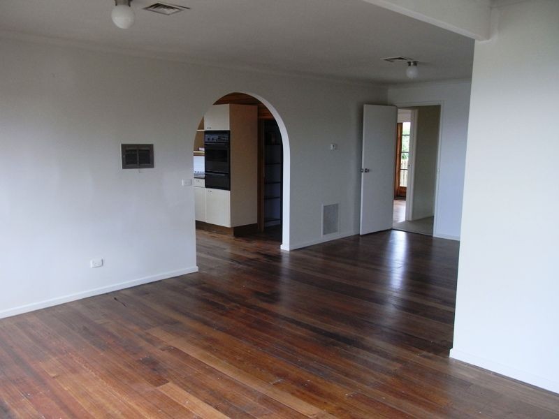 28 Kunyung Road, Mount Eliza VIC 3930