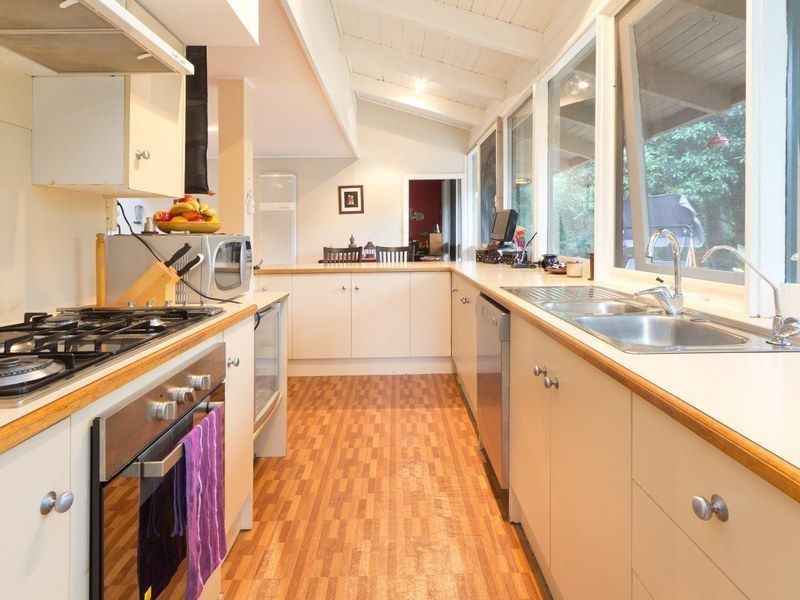 1 Allambi Court, Mount Eliza VIC 3930