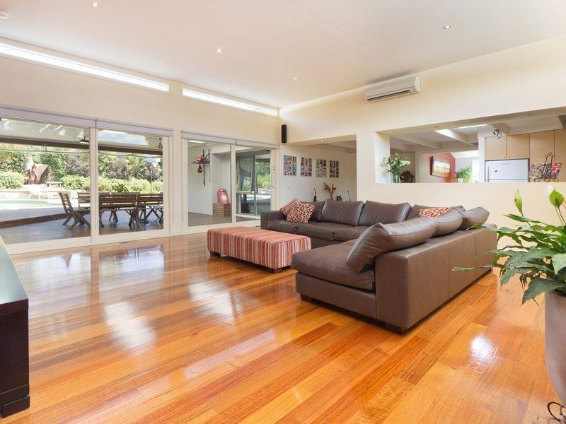 4 Bundara Crescent, Mount Eliza VIC 3930