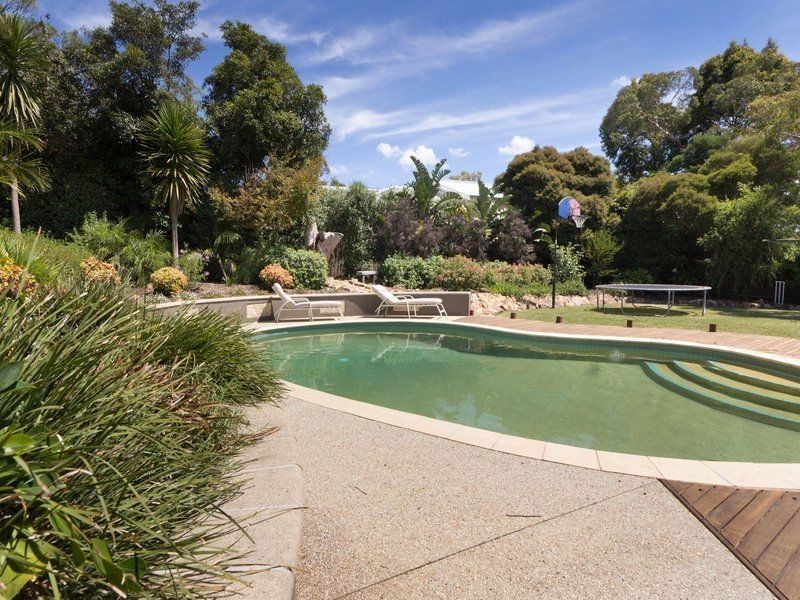 4 Bundara Crescent, Mount Eliza VIC 3930