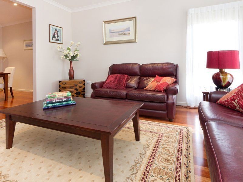 6 McAuliffe Close, Mount Eliza VIC 3930