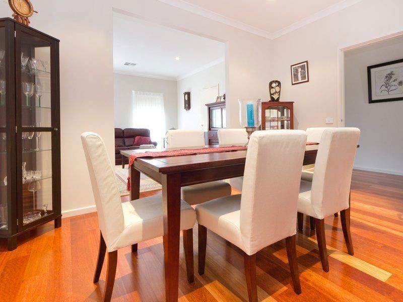 6 McAuliffe Close, Mount Eliza VIC 3930