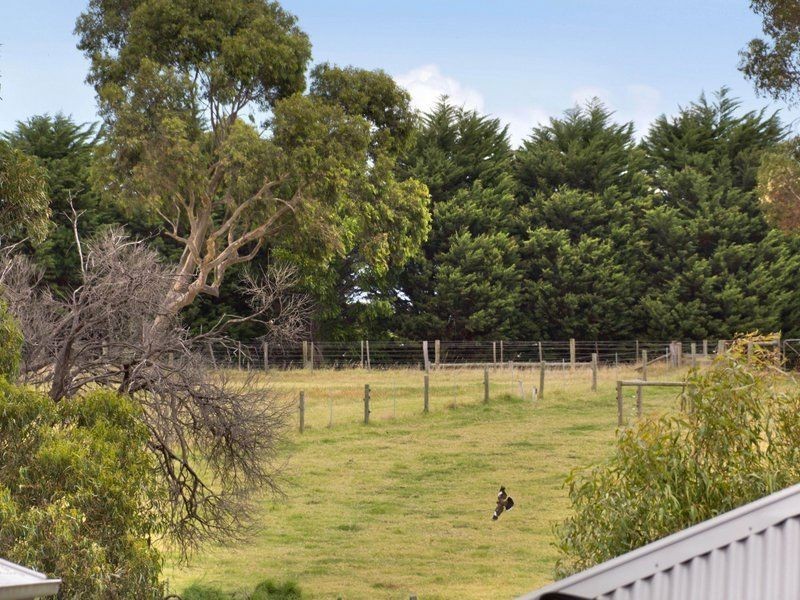 6 McAuliffe Close, Mount Eliza VIC 3930