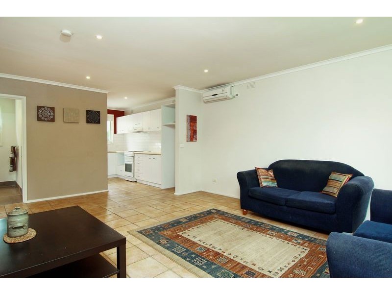 2/9 Leicester Avenue, Mount Eliza VIC 3930