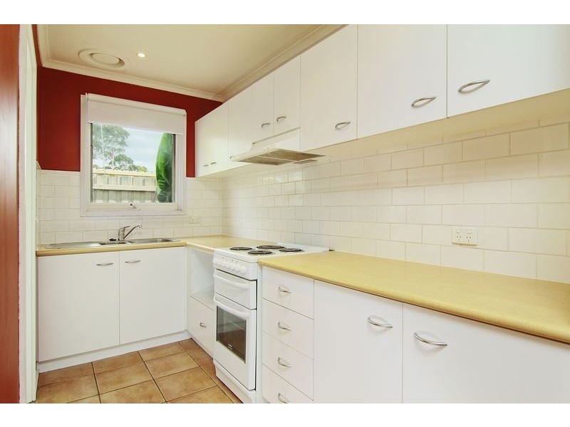 2/9 Leicester Avenue, Mount Eliza VIC 3930