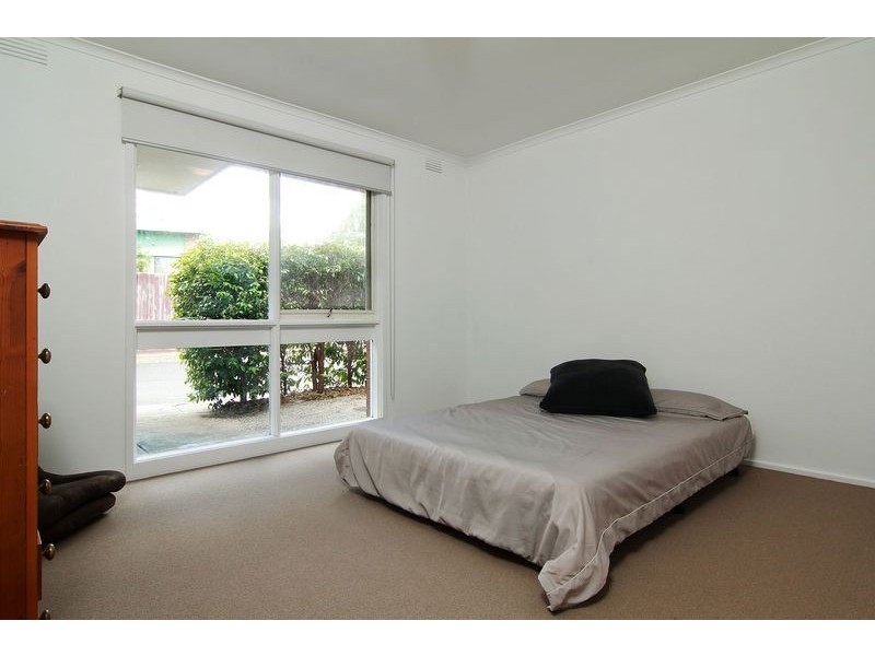 2/9 Leicester Avenue, Mount Eliza VIC 3930