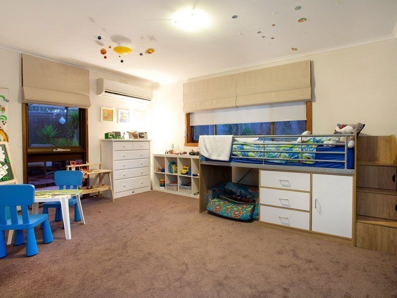 31 Quinns Parade, Mount Eliza VIC 3930