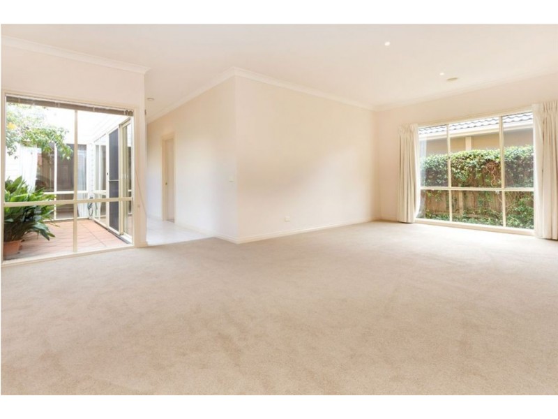 2/27 Dalsten Grove, Mount Eliza VIC 3930