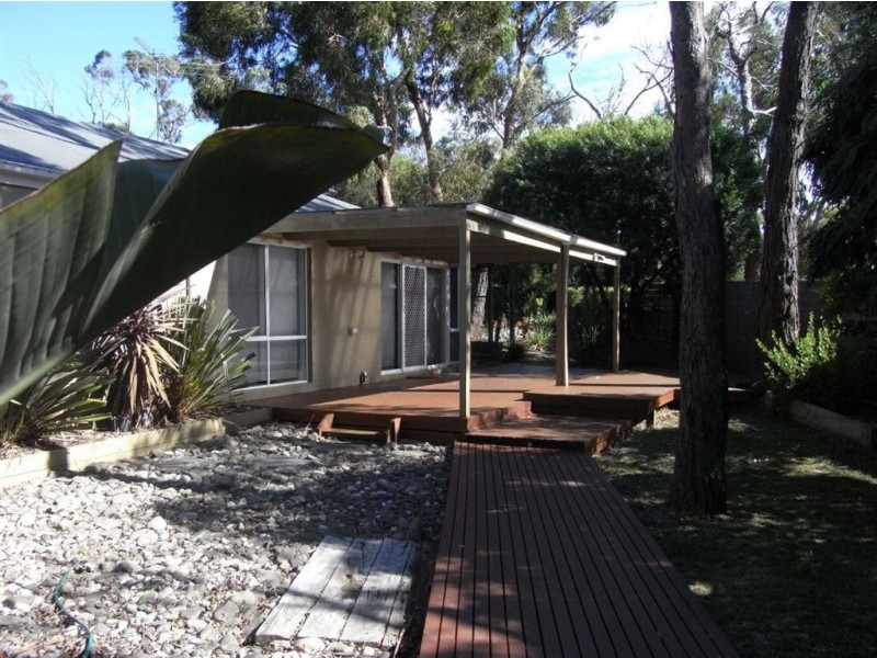 8 Batman Avenue, Mount Eliza VIC 3930