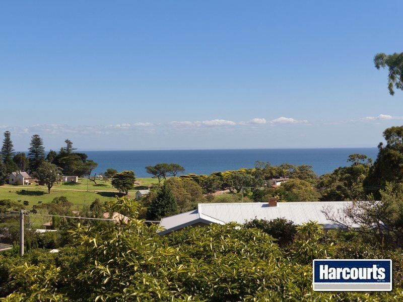 10 Mohilla Street, Mount Eliza VIC 3930