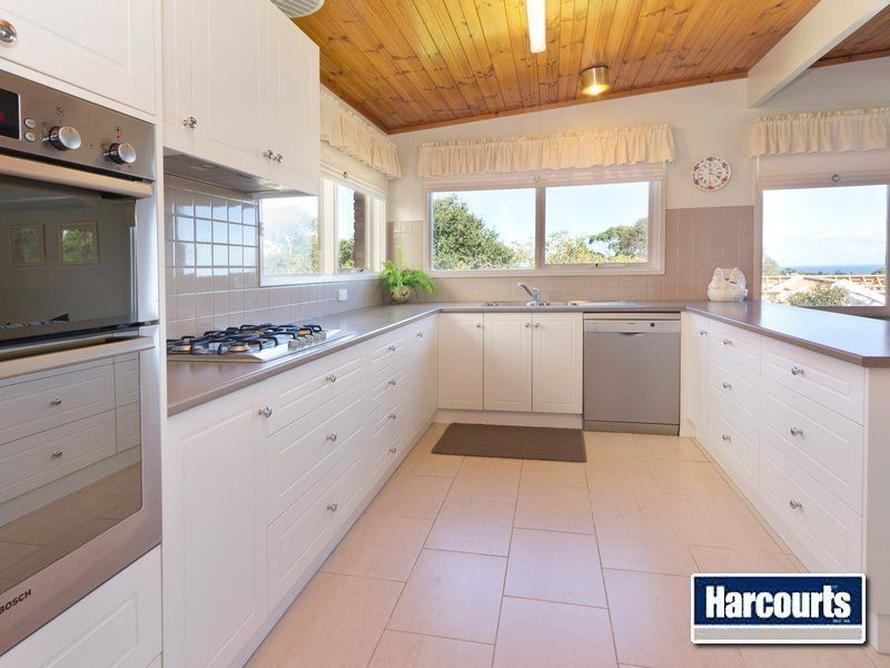 10 Mohilla Street, Mount Eliza VIC 3930