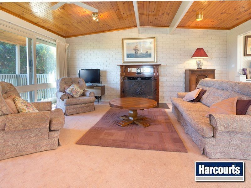 10 Mohilla Street, Mount Eliza VIC 3930