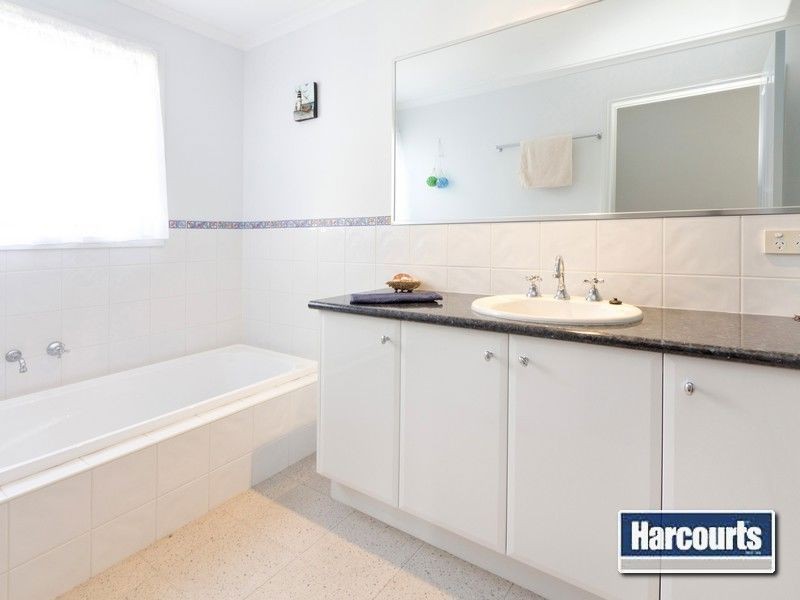 12 Brighton Crescent, Mount Eliza VIC 3930