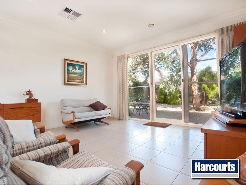6 Leicester Avenue, Mount Eliza VIC 3930