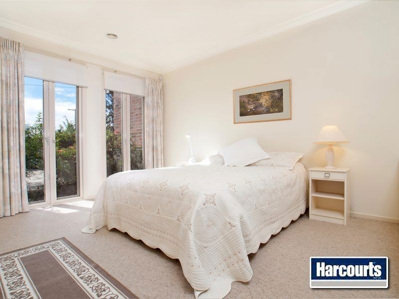 6 Leicester Avenue, Mount Eliza VIC 3930