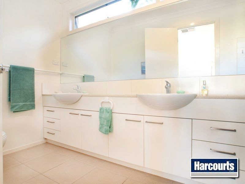 6 Leicester Avenue, Mount Eliza VIC 3930