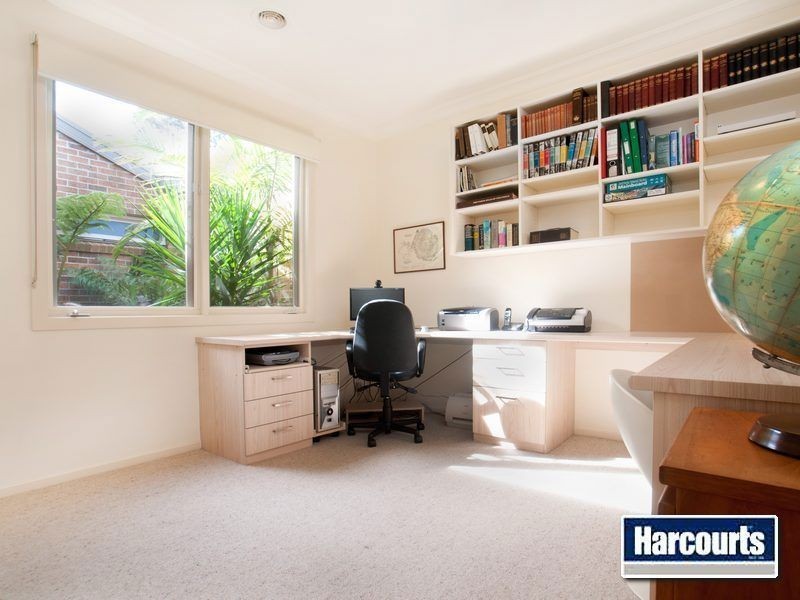 6 Leicester Avenue, Mount Eliza VIC 3930