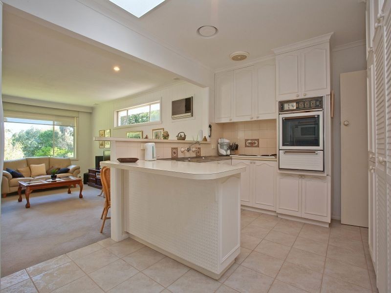 25 Old Mornington Road, Mount Eliza VIC 3930