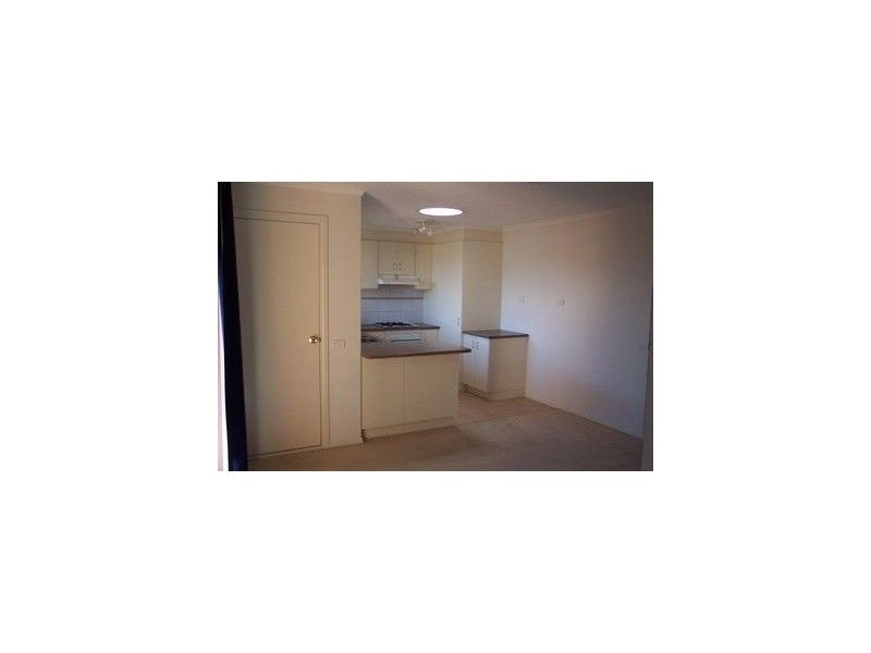 3/92 Herbert St, Mornington VIC 3931