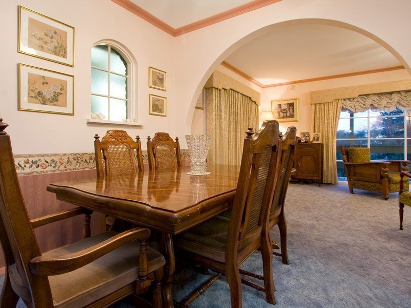 8 Bellbird Road, Mount Eliza VIC 3930