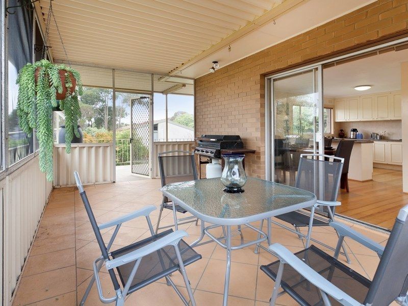 73 Granya Grove, Mount Eliza VIC 3930