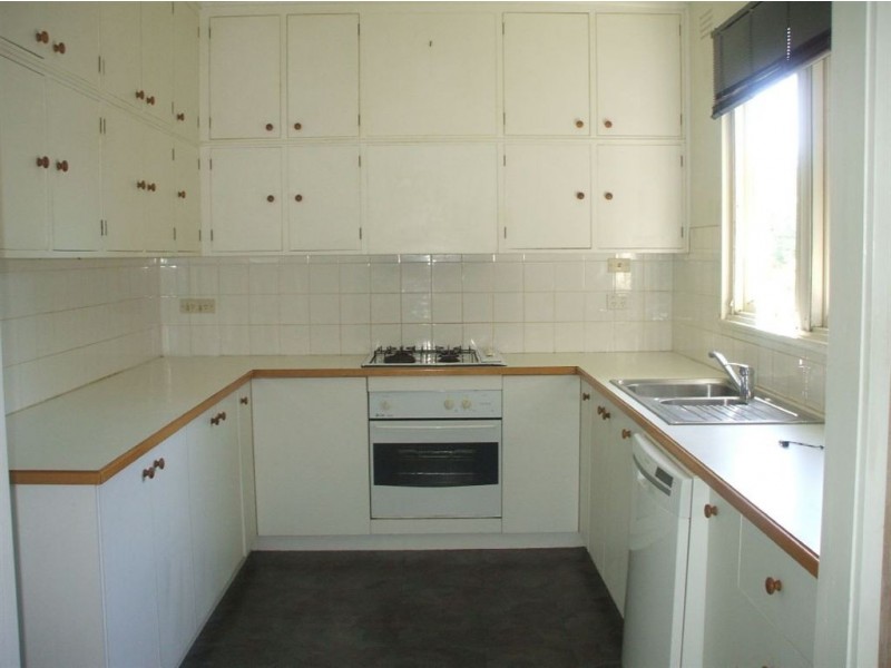 28 Roehampton Crescent, Mount Eliza VIC 3930