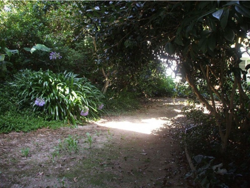 28 Roehampton Crescent, Mount Eliza VIC 3930