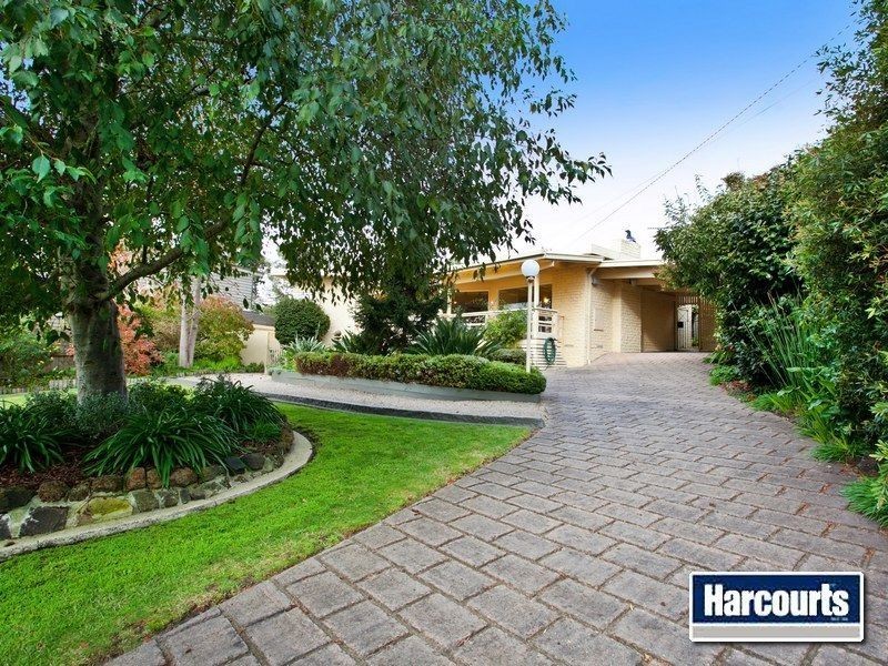 3 Piper Crescent, Frankston South VIC 3199