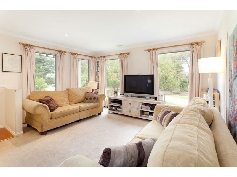 25 Bellevue Crescent, Mount Eliza VIC 3930