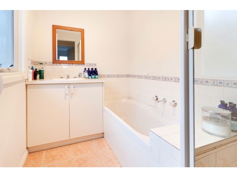 25 Bellevue Crescent, Mount Eliza VIC 3930