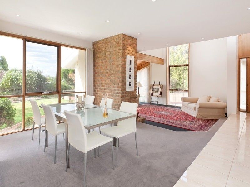 20 McCutheon Close, Mount Eliza VIC 3930