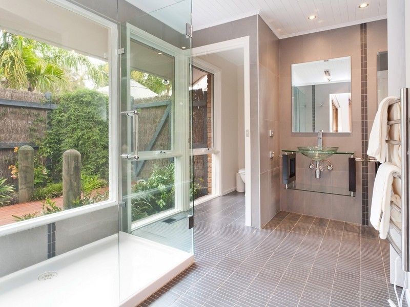 20 McCutheon Close, Mount Eliza VIC 3930