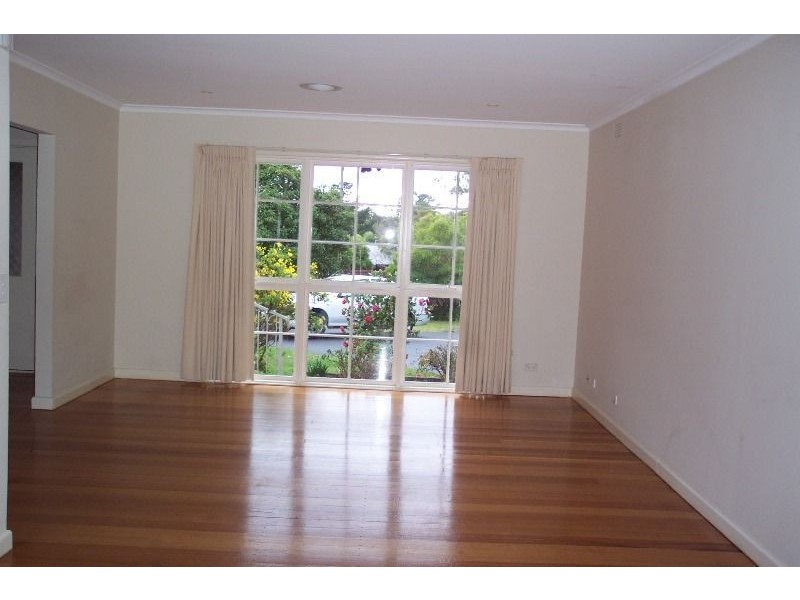 52 Koetong Parade, Mount Eliza VIC 3930