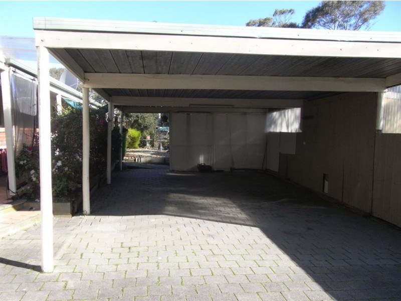 99 Quinns Parade, Mount Eliza VIC 3930