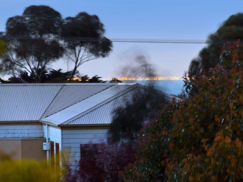 19 Meadow Lane, Mount Eliza VIC 3930