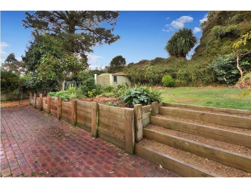 107 Wooralla Drive, Mount Eliza VIC 3930