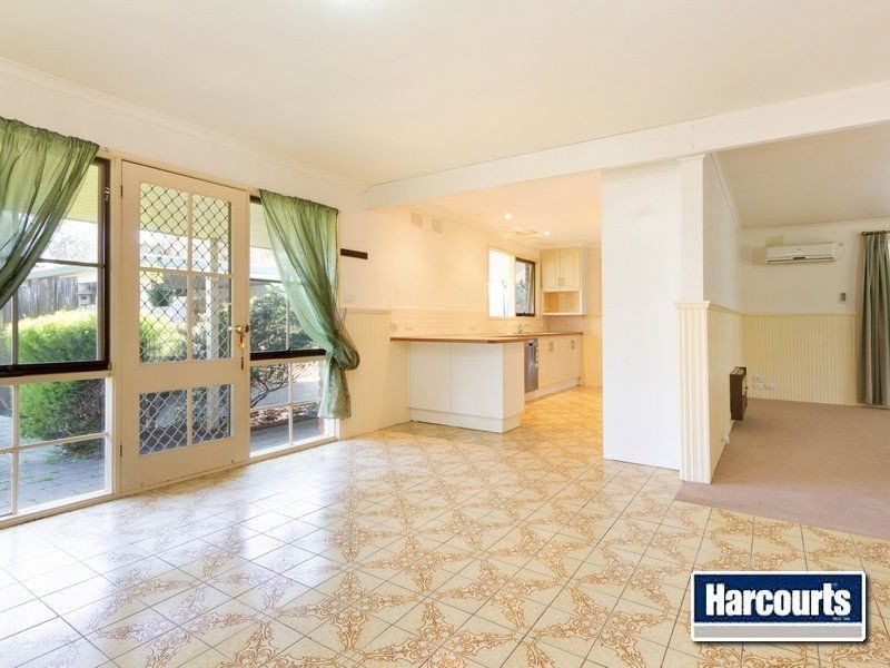 99 Quinns Parade, Mount Eliza VIC 3930