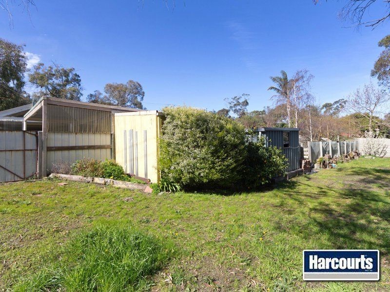 99 Quinns Parade, Mount Eliza VIC 3930