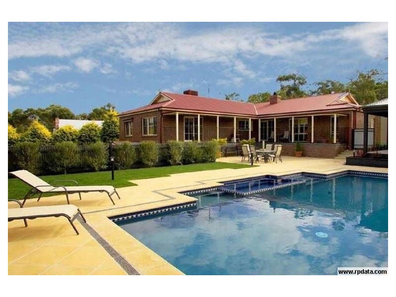 18-20 Claremont Street, Mount Eliza VIC 3930