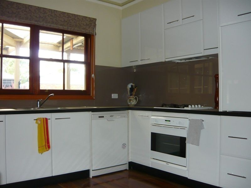 18-20 Claremont Street, Mount Eliza VIC 3930