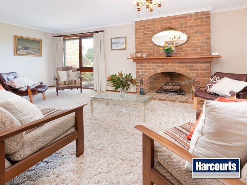 21 Roborough Avenue, Mount Eliza VIC 3930