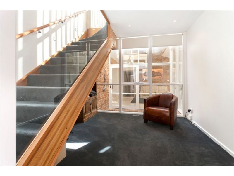 20 McCutcheon Close, Mount Eliza VIC 3930