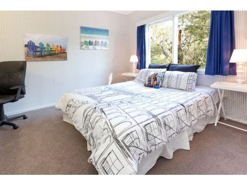 11 Mann Road, Mount Eliza VIC 3930