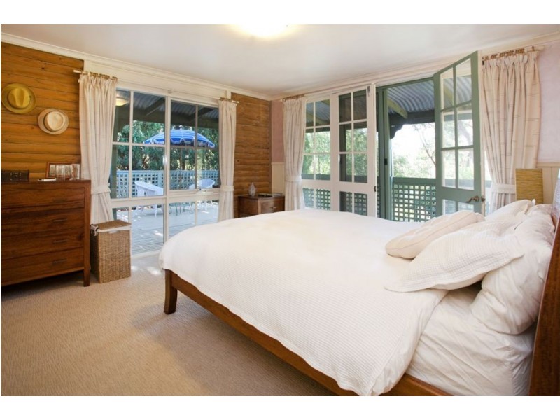 7 Mason Street, Mount Eliza VIC 3930