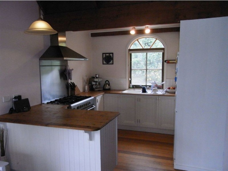 11 Maughan Road, Mount Eliza VIC 3930